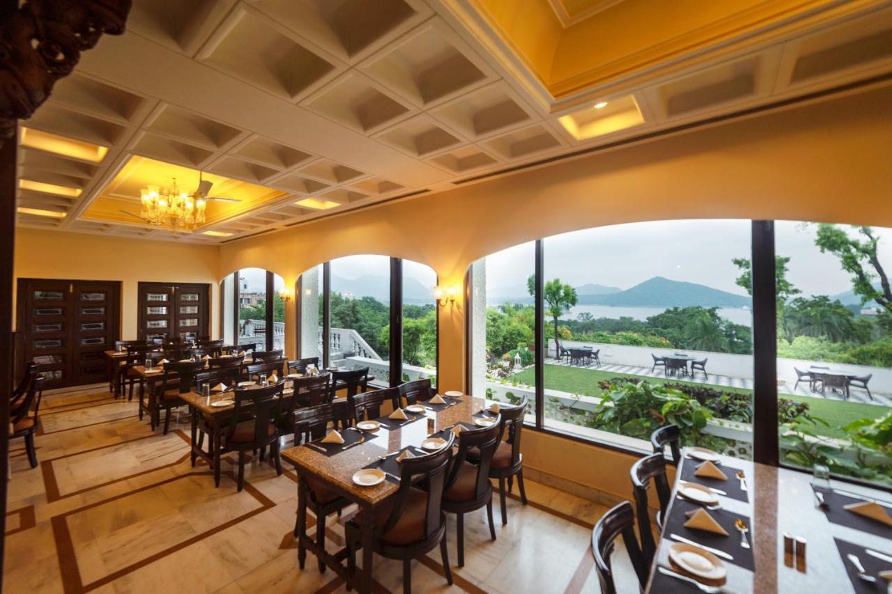 Hotel Hilltop Palace Udaipur Exterior photo